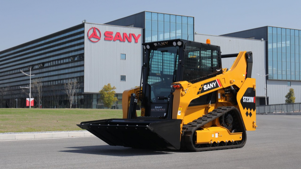 SANY представляет новый гусеничный мини-погрузчик ST230V